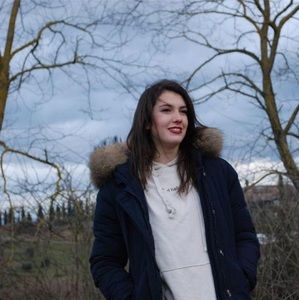 Meet your Posher, Chiara